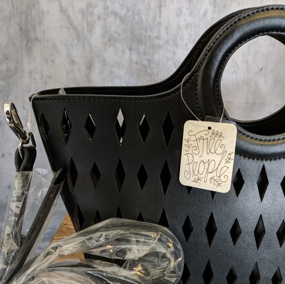 Free People Cutout tote/shoulder/crossbody bag ☀️ - Picture 7 of 8